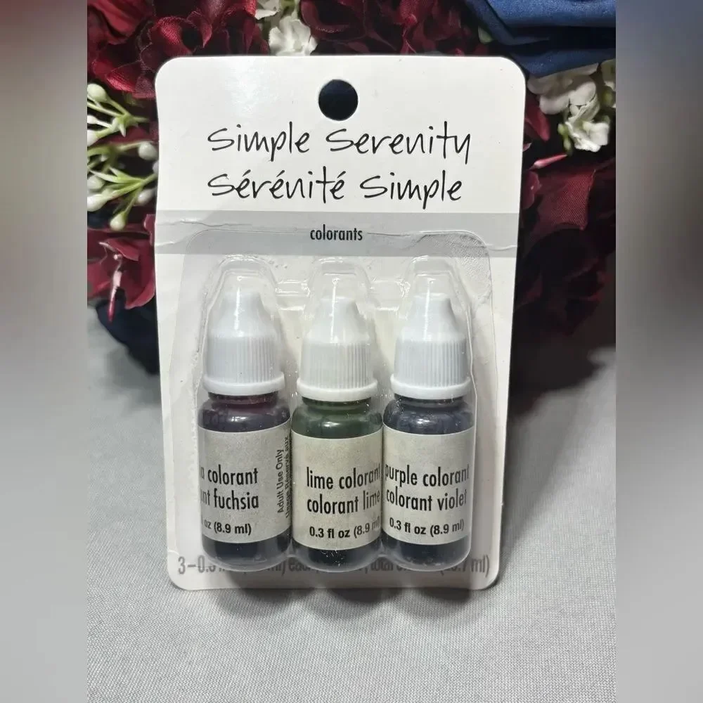 4 pc NEW Simple Serenity Soap Making Set Bath Bomb Mold Colorants Essential Oil